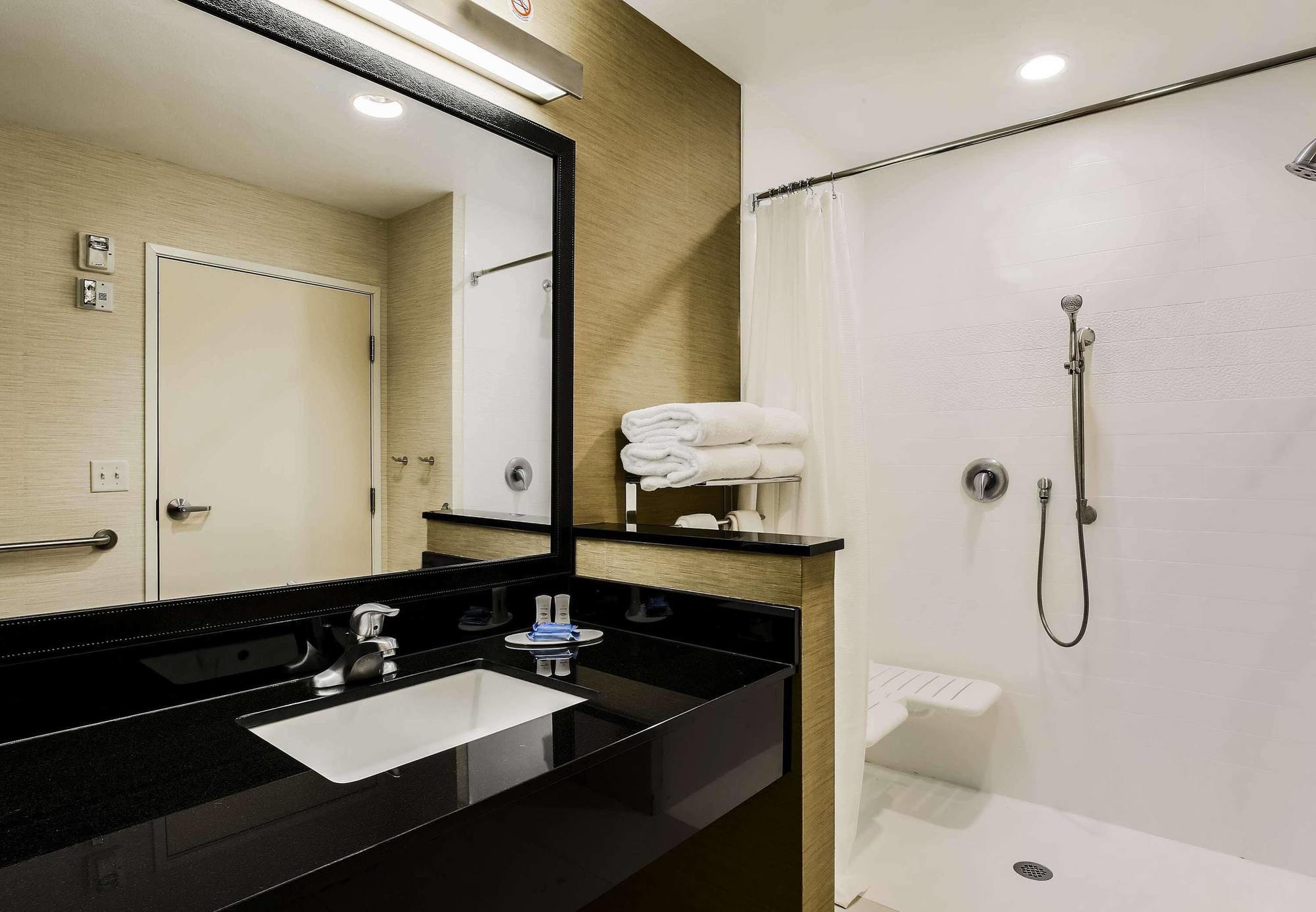 Fairfield Inn & Suites By Marriott Пекос Екстериор снимка